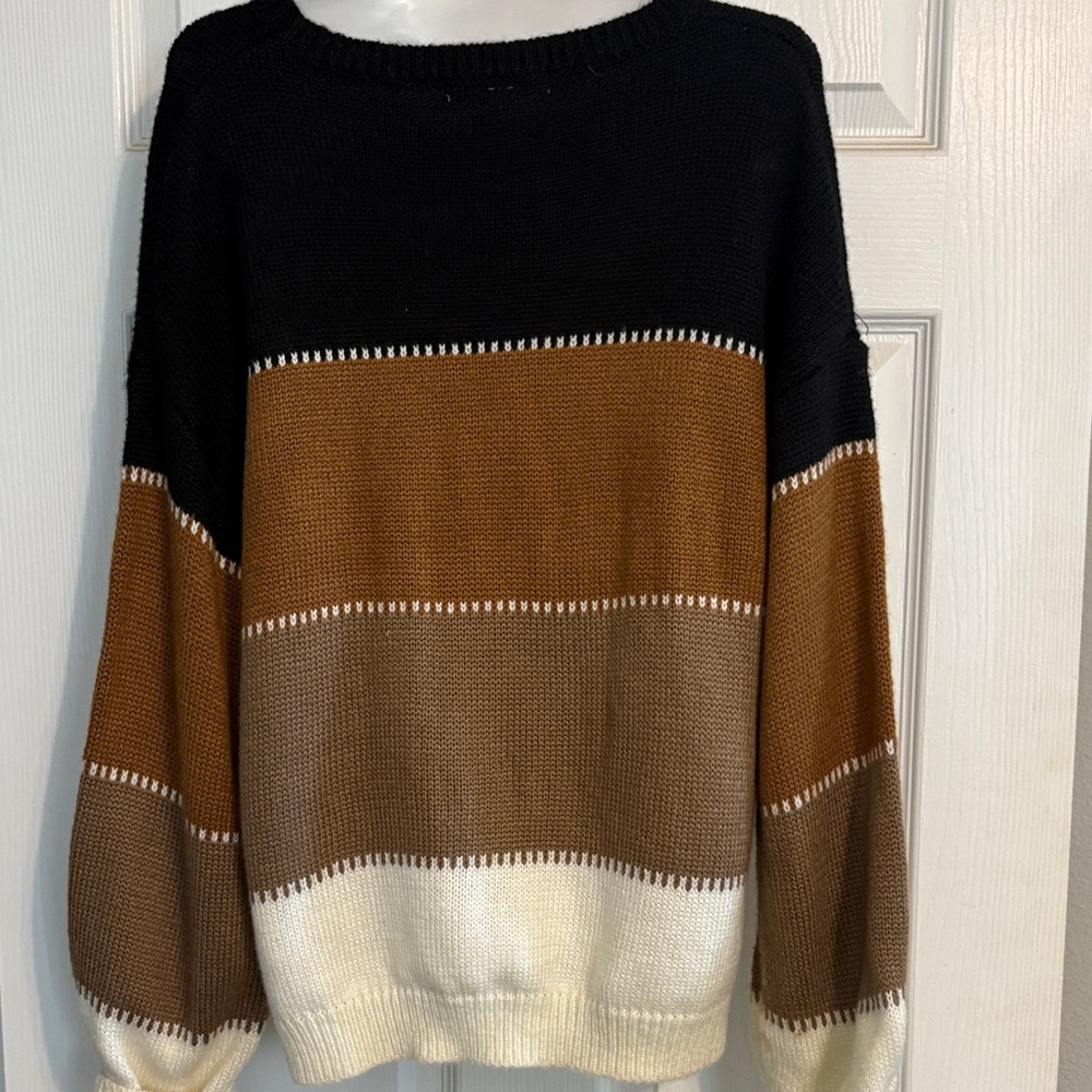 Elegant Colorblock Sweater - Black, Brown, Cream - Picture 2 of 8